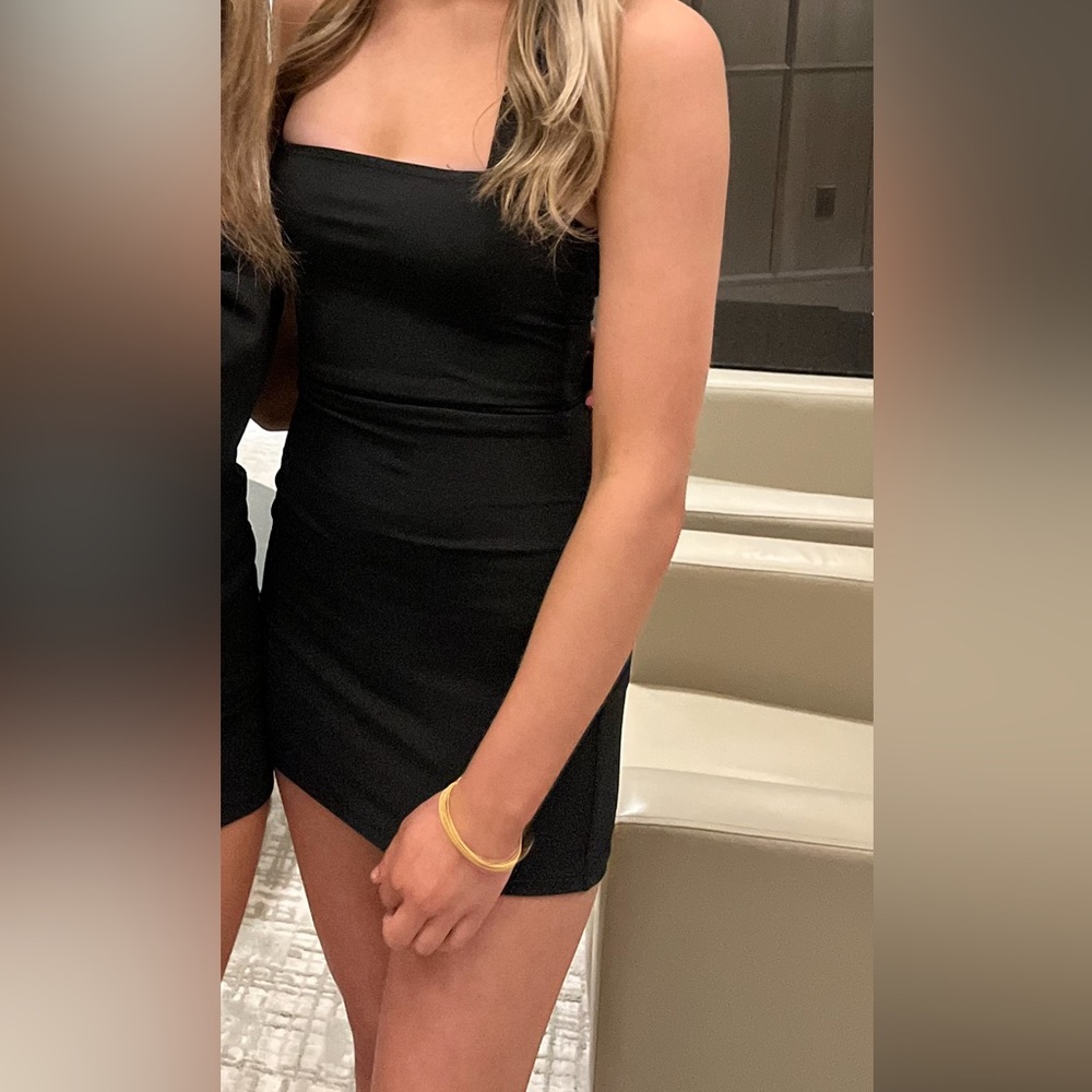 BLACK MINI DRESS!! SIZE XS!!!